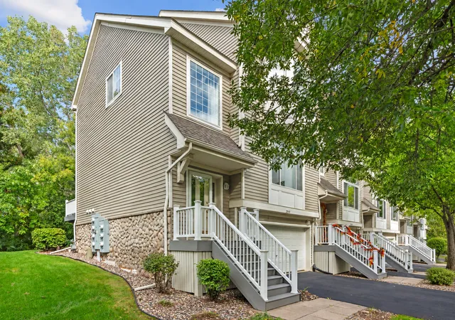 Photo 2 of Sale Pending at 8841 Brunswick Path, Inver Grove Heights, MN 55076 | MLS# 7148819 | Listing updated on 2026-10-05