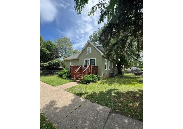 Single family home for sale at 878 Monroe Ct, Saint Paul, MN 55102 | MLS# 7148827