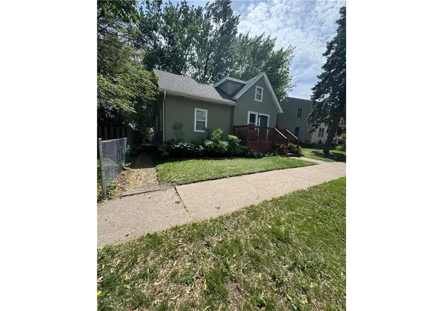 Single family home for sale at 878 Monroe Ct, Saint Paul, MN 55102 | MLS# 7148827