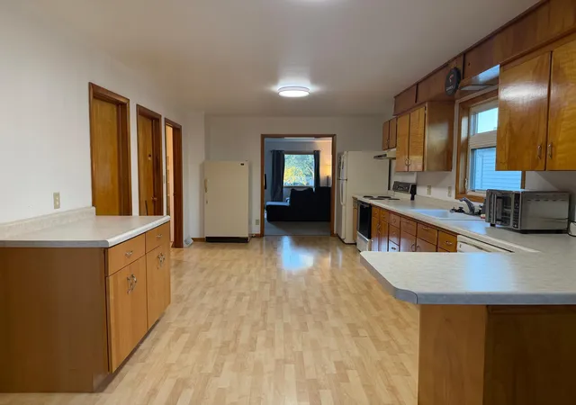 Photo 3 of Single family home for sale at 421 9th Street, International Falls, MN 56649 | MLS# 7148833 | Listing updated on 2026-10-02