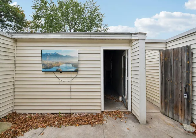 Photo 3 of Single family home for sale at 12125 Drake St Nw, Minneapolis, MN 55448 | MLS# 7148835 | Listing updated on 2026-10-20