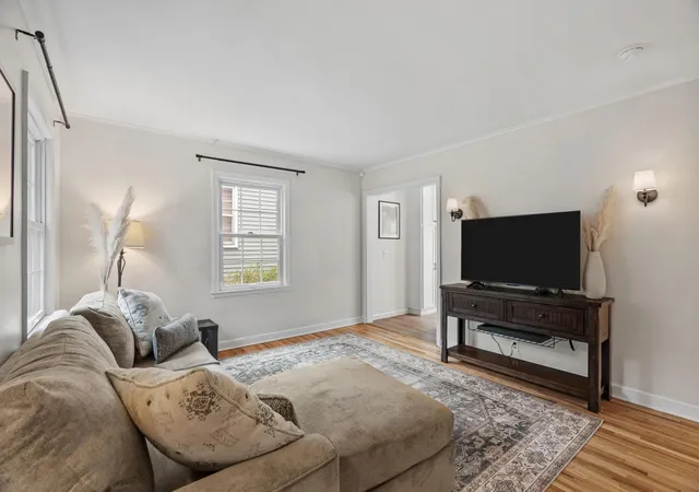 Photo 4 of Single family home for sale at 2828 Alabama Ave S, Minneapolis, MN 55416 | MLS# 7148837 | Listing updated on 2026-10-23