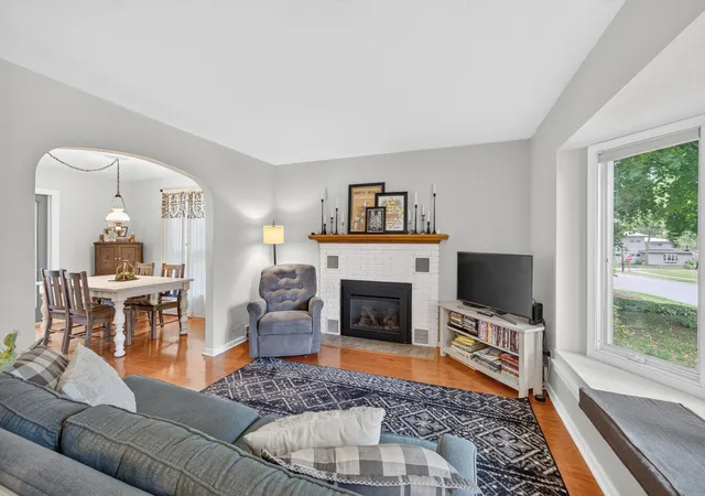 Photo 3 of Sale Pending at 1216 1st Street S, Stillwater, MN 55082 | MLS# 7148841 | Listing updated on 2026-10-03