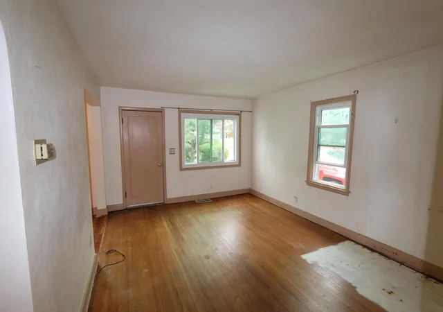 Photo 3 of Single family home for sale at 1105 15th Street S, Fargo, ND 58103 | MLS# 7148856 | Listing updated on 2026-10-07