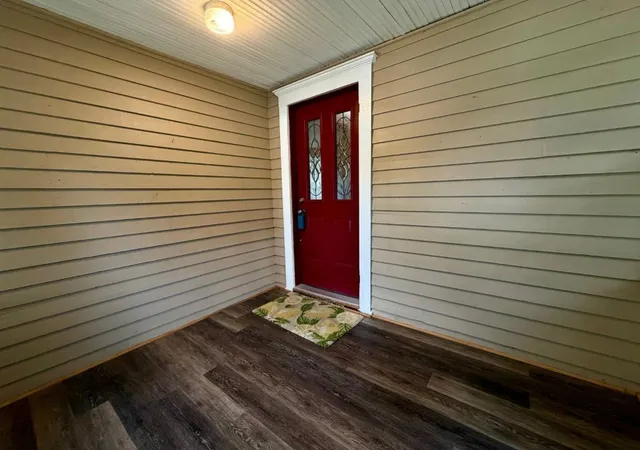 Photo 3 of Single family home for sale at 864 Delaware Ave, Saint Paul, MN 55107 | MLS# 7148857 | Listing updated on 2026-09-25