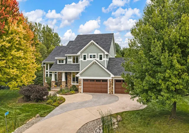 Photo 1 of Single family home for sale at 21761 Pine Tree Cir, Lakeville, MN 55044 | MLS# 7148875 | Listing updated on 2026-10-08