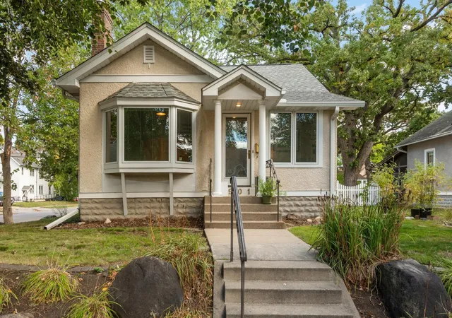 Photo 1 of Sale Pending at 2901 40th Avenue S, Minneapolis, MN 55406 | MLS# 7148893 | Listing updated on 2026-09-27