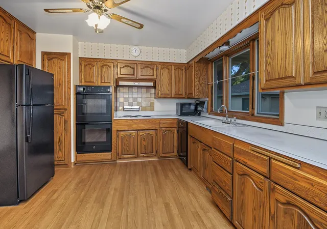 Photo 4 of Single family home for sale at 830 Pedersen St, Saint Paul, MN 55119 | MLS# 7148901 | Listing updated on 2026-09-26