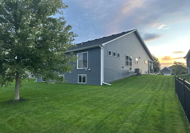 Photo 4 of Single family home for sale at 6597 91st Alcove S, Cottage Grove, MN 55016 | MLS# 7148906 | Listing updated on 2026-10-08