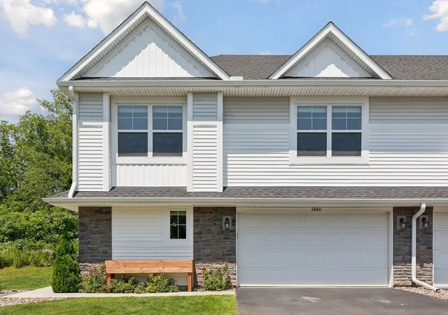 Photo 3 of Single family home for sale at 5840 Moonlight Way Ne, Prior Lake, MN 55372 | MLS# 7148910 | Listing updated on 2026-09-23