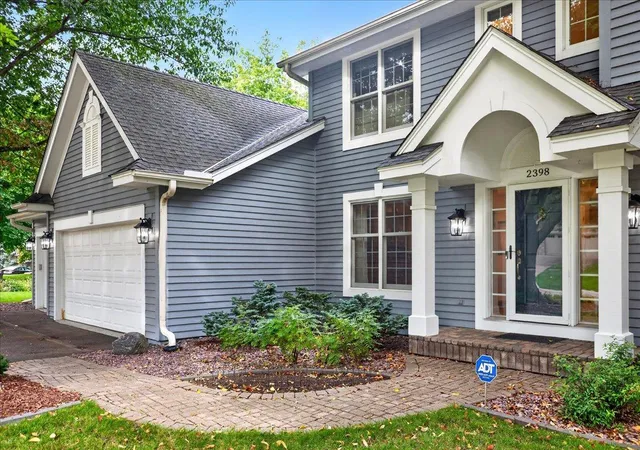 Photo 2 of Single family home for sale at 2398 Hunter Dr, Chanhassen, MN 55317 | MLS# 7148917 | Listing updated on 2026-10-08