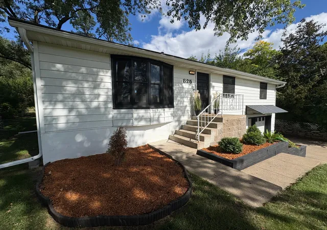 Photo 3 of Single family home for sale at 825 W River Rd, Champlin, MN 55316 | MLS# 7148927 | Listing updated on 2026-10-08