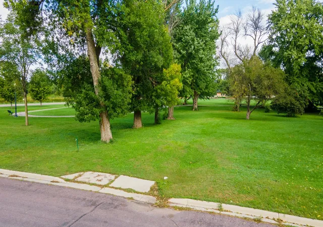 Photo 2 of Land for sale at 304 Lincoln St Sw, Mapleton, MN 56065 | MLS# 7148935 | Listing updated on 2026-09-23