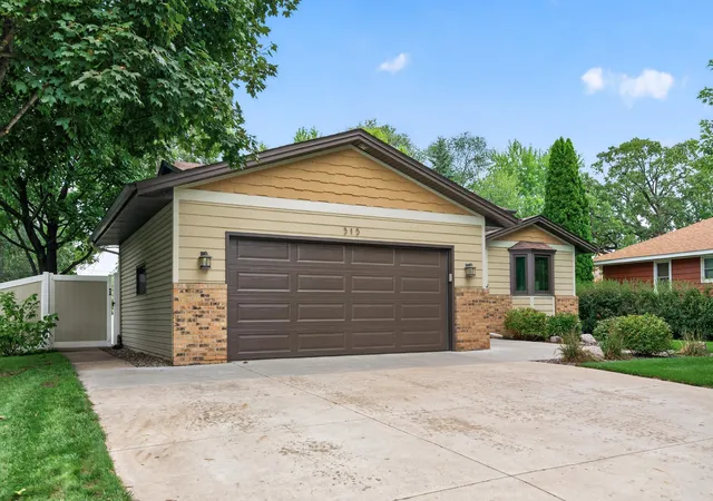 Photo 3 of Single family home for sale at 315 Washington St, Anoka, MN 55303 | MLS# 7148948 | Listing updated on 2026-10-08