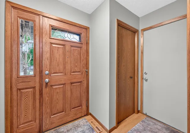 Photo 3 of Single family home for sale at 315 Washington St, Anoka, MN 55303 | MLS# 7148948 | Listing updated on 2026-10-08
