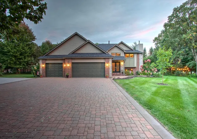 Photo 2 of Single family home for sale at 31925 Quincy Ct NE, Cambridge, MN 55008 | MLS# 7148958 | Listing updated on 2026-09-23