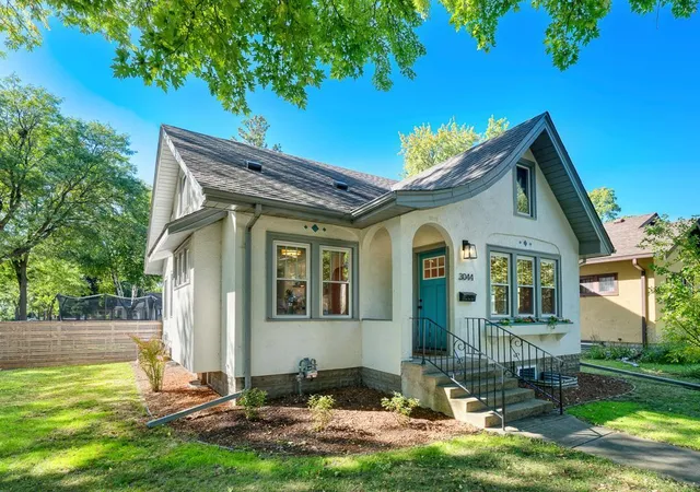 Photo 3 of Sale Pending at 3044 37th Avenue S, Minneapolis, MN 55406 | MLS# 7148961 | Listing updated on 2026-10-03