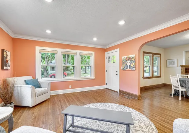 Photo 4 of Sale Pending at 3044 37th Avenue S, Minneapolis, MN 55406 | MLS# 7148961 | Listing updated on 2026-10-03