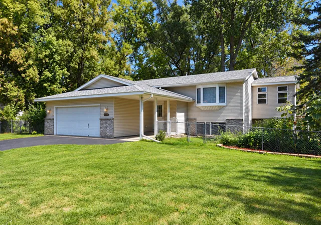 Photo 1 of Single family home for sale at 5506 Prospect Ave, Saint Paul, MN 55110 | MLS# 7148963 | Listing updated on 2026-10-07