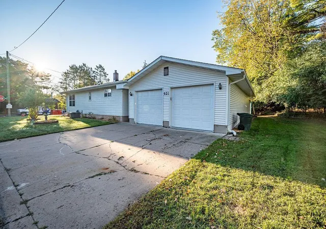Photo 3 of Single family home for sale at 401 Mill St, Balsam Lake, WI 54810 | MLS# 7148976 | Listing updated on 2026-09-23