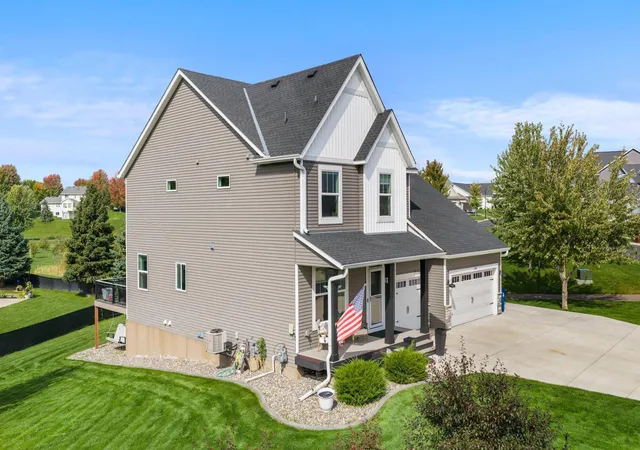 Photo 3 of Single family home for sale at 2509 Copper Crk Ln, Buffalo, MN 55313 | MLS# 7148978 | Listing updated on 2026-10-02