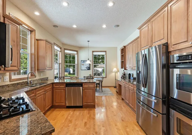 Photo 3 of Single family home for sale at 18711 Farmstead Cir, Eden Prairie, MN 55347 | MLS# 7148989 | Listing updated on 2026-10-02