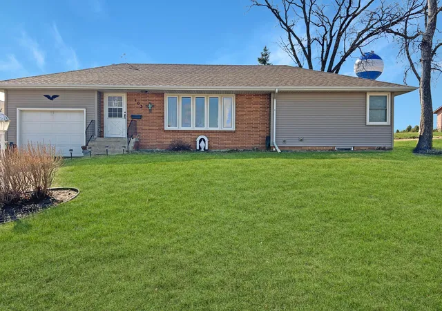 Photo 1 of Single family home for sale at 103 Montgomery St, Welcome, MN 56181 | MLS# 7148998 | Listing updated on 2026-09-23