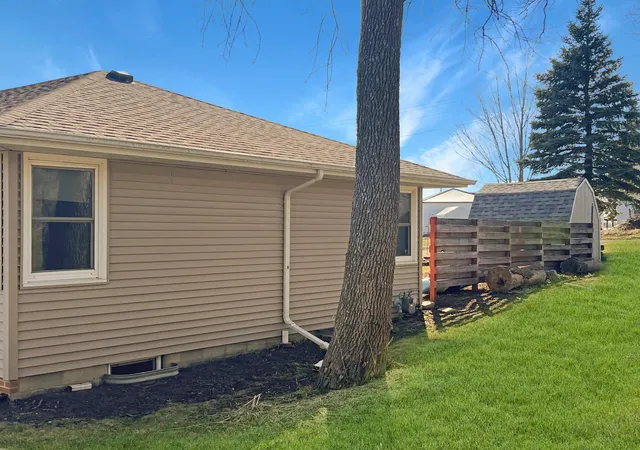 Photo 4 of Single family home for sale at 103 Montgomery St, Welcome, MN 56181 | MLS# 7148998 | Listing updated on 2026-09-23