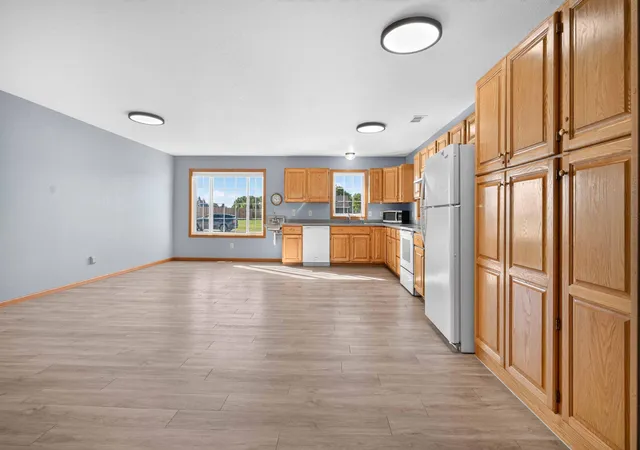 Photo 3 of Single family home for sale at 1110 2nd Street NE, Elbow Lake, MN 56531 | MLS# 7149002 | Listing updated on 2026-09-24