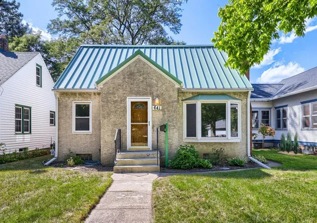Photo 1 of Sale Pending at 641 8th Avenue N, South Saint Paul, MN 55075 | MLS# 7149011 | Listing updated on 2026-10-07