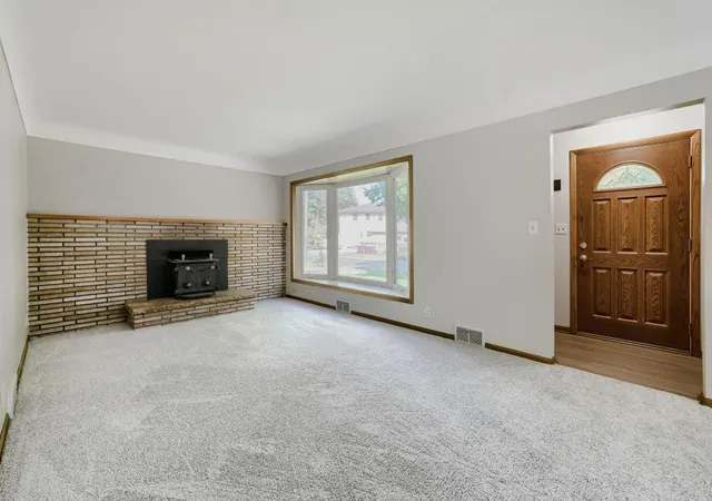 Photo 3 of Sale Pending at 641 8th Avenue N, South Saint Paul, MN 55075 | MLS# 7149011 | Listing updated on 2026-10-07