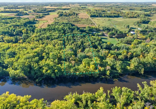 Photo 4 of Sale Pending at 6167 Royal River Rd, Braham, MN 55006 | MLS# 7149024 | Listing updated on 2026-09-30