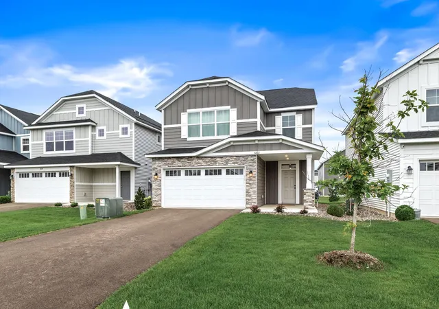 Single family home for sale at 6822 102nd Street S, Cottage Grove, MN 55016 | MLS# 7149044