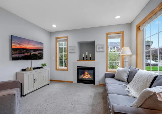 Photo 2 of Single family home for sale at 1645 County Rd D E, Saint Paul, MN 55109 | MLS# 7149049 | Listing updated on 2026-10-23