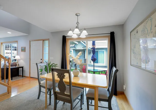 Photo 4 of Single family home for sale at 1645 County Rd D E, Saint Paul, MN 55109 | MLS# 7149049 | Listing updated on 2026-10-23