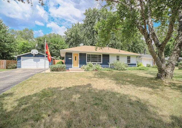 Photo 3 of Sale Pending at 4600 Nord Dr, Minneapolis, MN 55437 | MLS# 7149055 | Listing updated on 2026-10-03