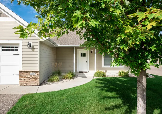 Photo 4 of Single family home for sale at 502 Kenwood St, Alexandria, MN 56308 | MLS# 7149058 | Listing updated on 2026-09-25