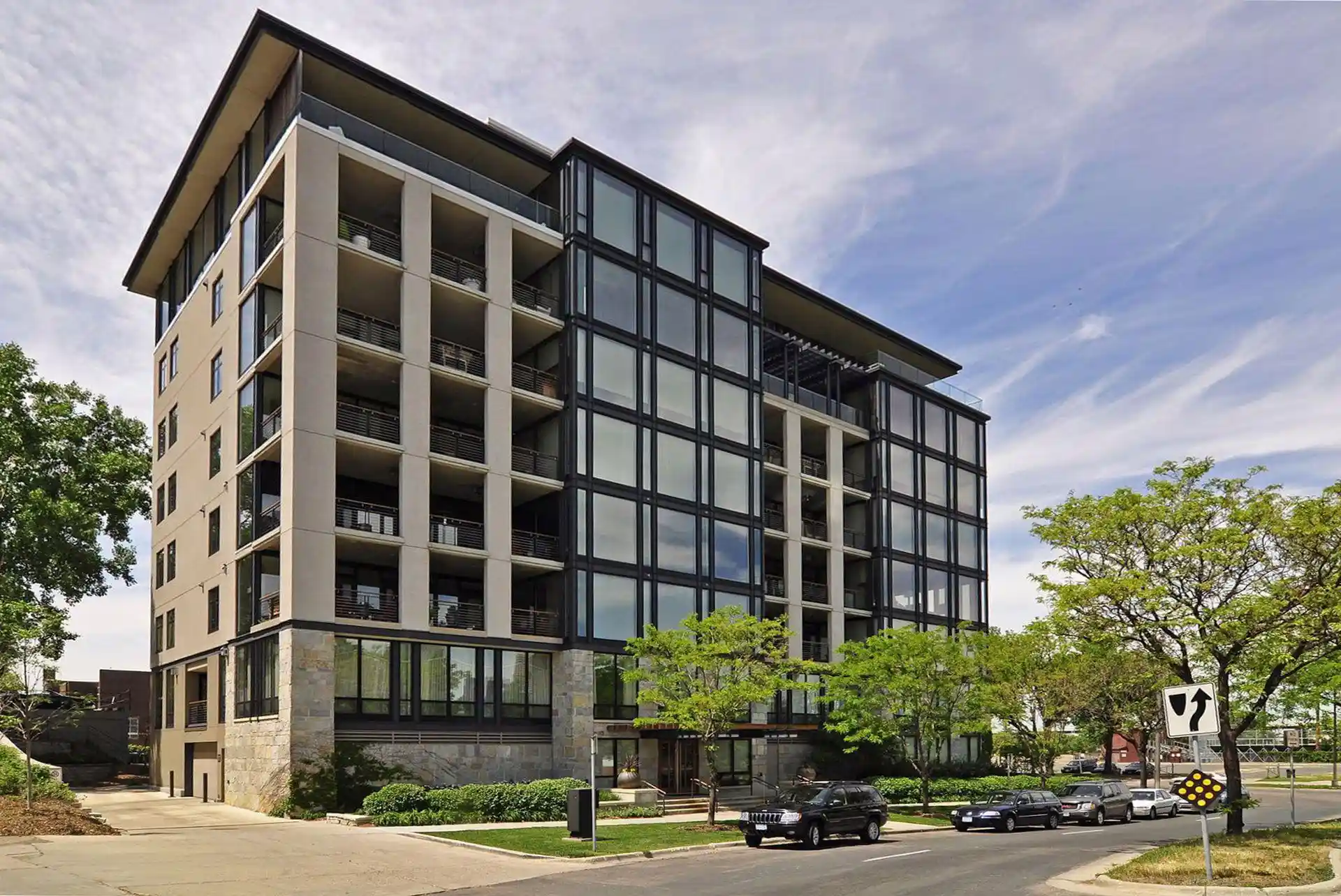 Listing Photo 1 - Condo for sale in 301 Kenwood Pkwy located at 301 Kenwood Pkwy, Minneapolis, MN 55403 - Unit #302