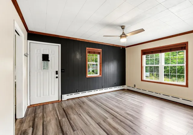 Photo 3 of Single family home for sale at 622 Laurel St W, Stillwater, MN 55082 | MLS# 7149078 | Listing updated on 2026-10-09