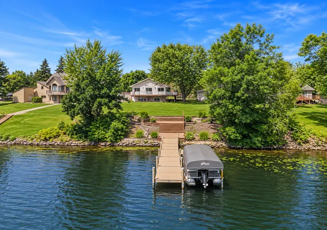 Photo 3 of Single family home for sale at 92254 E Frontage Rd, Sturgeon Lake, MN 55783 | MLS# 7149084 | Listing updated on 2026-10-05