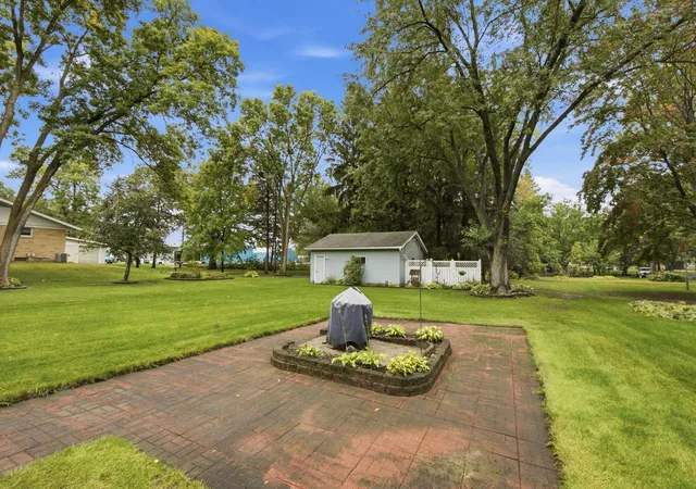 Photo 4 of Single family home for sale at 424 5th Street S, Sauk Rapids, MN 56379 | MLS# 7149100 | Listing updated on 2026-10-01