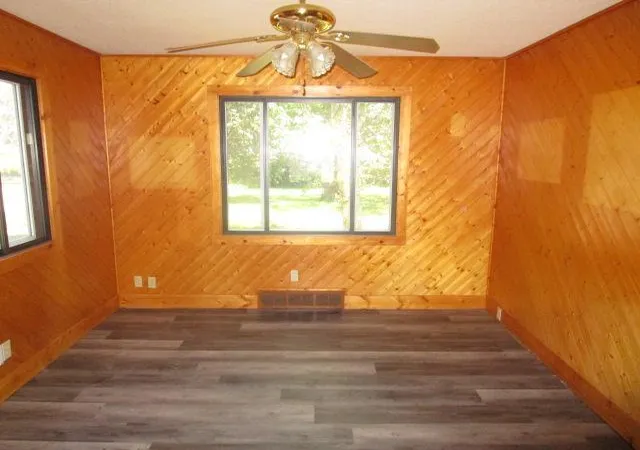 Photo 4 of Single family home for sale at 216 Main St E, Geneva, MN 56035 | MLS# 7149108 | Listing updated on 2026-09-25