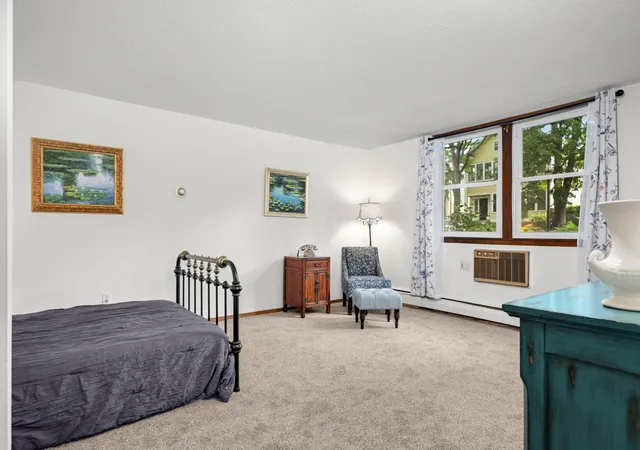 Photo 3 of Condo for sale at 2536 Dupont Ave S #101, Minneapolis, MN 55405 | MLS# 7149111 | Listing updated on 2026-10-07