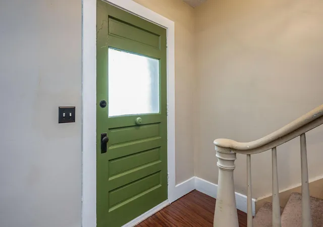 Photo 3 of Single family home for sale at 428 W Broadway Ave, Saint Peter, MN 56082 | MLS# 7149145 | Listing updated on 2026-10-07