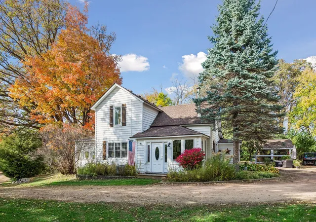 Single family home for sale at 660 N Shore Dr W, Mound, MN 55364 | MLS# 7149148