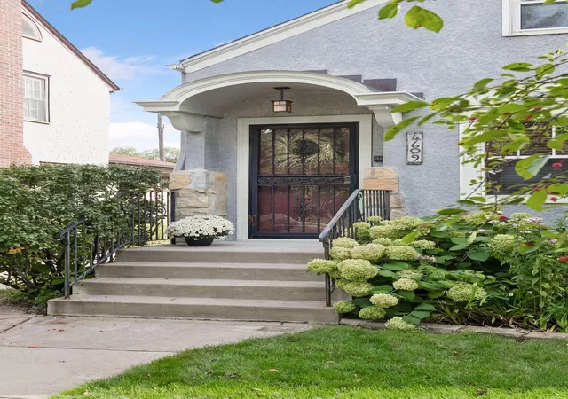 Photo 2 of Single family home for sale at 4609 Drew Ave S, Minneapolis, MN 55410 | MLS# 7149158 | Listing updated on 2026-10-19
