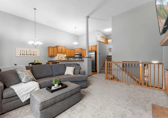 Photo 3 of Single family home for sale at 7535 Arbor Ln, Savage, MN 55378 | MLS# 7149164 | Listing updated on 2026-09-23
