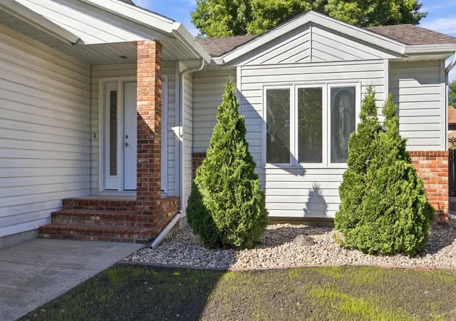 Photo 3 of Single family home for sale at 2319 35th Avenue S, Fargo, ND 58104 | MLS# 7149174 | Listing updated on 2026-10-01