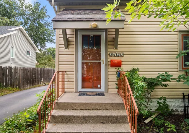 Photo 2 of Single family home for sale at 3153 Maryland Ave S, Minneapolis, MN 55426 | MLS# 7149188 | Listing updated on 2026-10-10