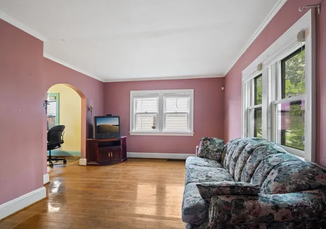 Photo 3 of Single family home for sale at 3153 Maryland Ave S, Minneapolis, MN 55426 | MLS# 7149188 | Listing updated on 2026-10-10